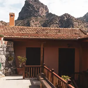 Casa Rural Los Madronos Holiday home